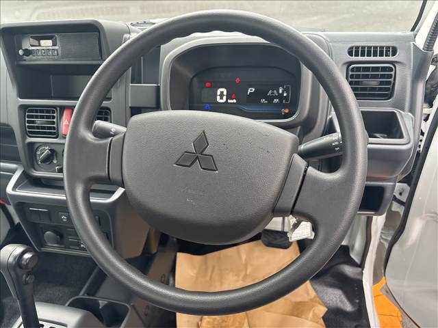 三菱 ミニキャブトラック ミノリ ４ＡＴ ４ＷＤ R8年 () 99