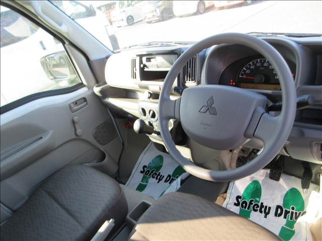 三菱 ミニキャブバン Ｅ ４ＷＤ ５Ｆ R8年 (東北) 99