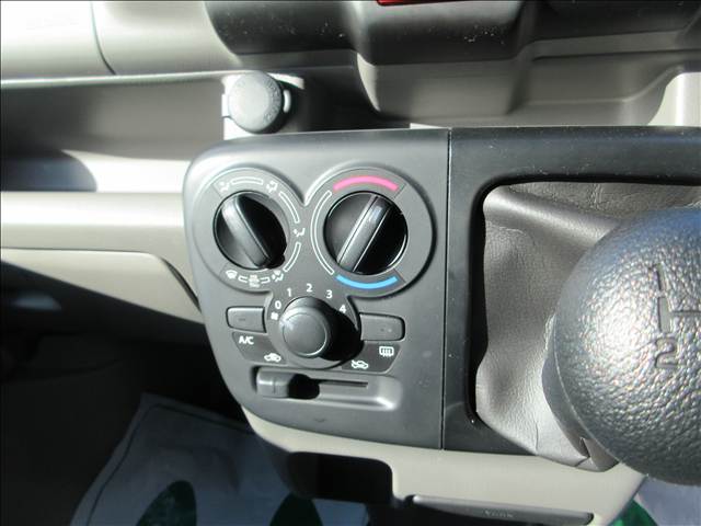 三菱 ミニキャブバン Ｅ ４ＷＤ ５Ｆ R8年 (東北) 99