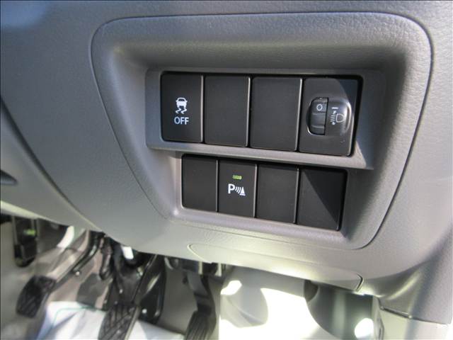 三菱 ミニキャブバン Ｅ ４ＷＤ ５Ｆ R8年 (東北) 99