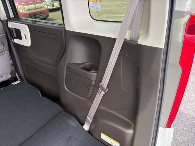ホンダ Ｎ　ＢＯＸ ６６０ Ｌ ４ＷＤ R5年 (近畿) 99