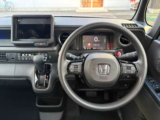 ホンダ Ｎ　ＢＯＸ カスタム ６６０ R8年 () 99