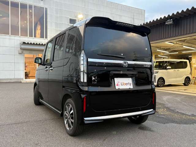 ホンダ Ｎ　ＢＯＸ カスタム ６６０ R8年 () 99