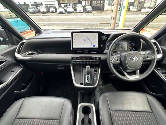 トヨタ ノア １．８ ハイブリッド Ｓ－Ｚ R7年 () 99