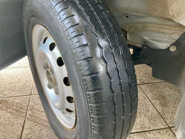 ダイハツ ハイゼットカーゴ ６６０ デラックス ハイルーフ ４ＷＤ H24年 () 99