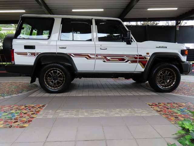 トヨタ ランドクルーザー７０ ２．８ ＡＸ ディーゼルターボ ４ＷＤ R6年 (関東) 99