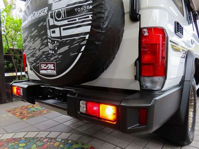 トヨタ ランドクルーザー７０ ２．８ ＡＸ ディーゼルターボ ４ＷＤ R6年 (関東) 99