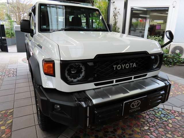 トヨタ ランドクルーザー７０ ２．８ ＡＸ ディーゼルターボ ４ＷＤ R6年 (関東) 99