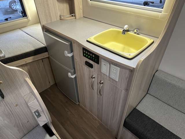 トヨタ カムロード ナッツＲＶ R7年 (関東) 99