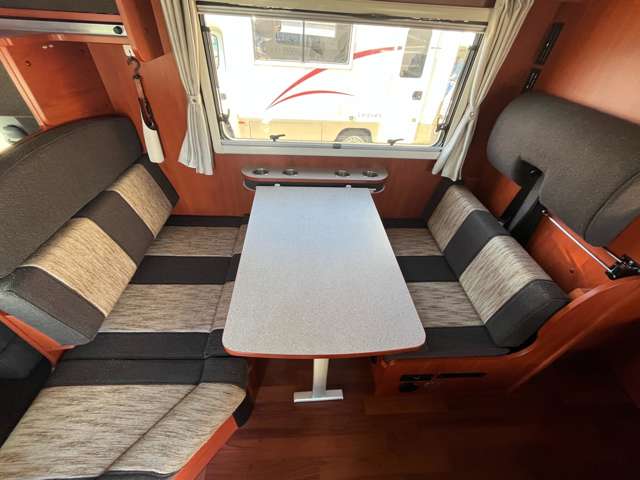 トヨタ カムロード ナッツＲＶ H29年 (関東) 99