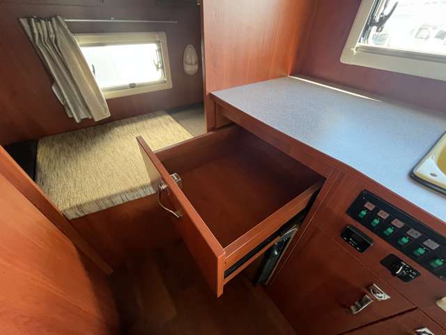 トヨタ カムロード ナッツＲＶ H29年 (関東) 99