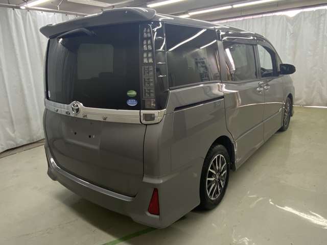 トヨタ ヴォクシー ２．０ ＺＳ 煌 H27年 (近畿) 99