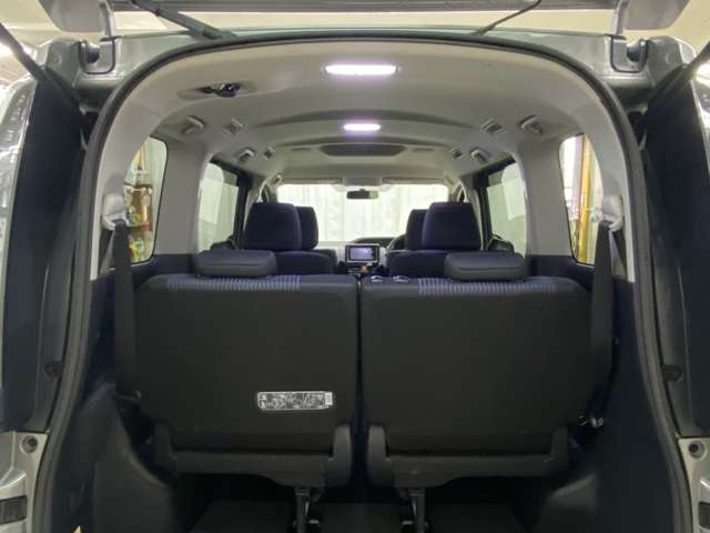 トヨタ ヴォクシー ２．０ ＺＳ 煌 H27年 (近畿) 99