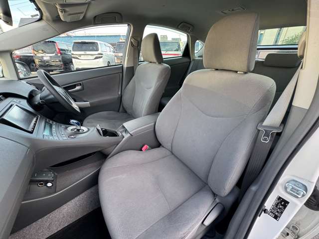 トヨタ プリウス １．８ Ｌ H22年 (近畿) 99