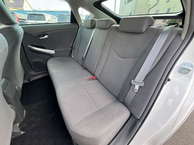 トヨタ プリウス １．８ Ｌ H22年 (近畿) 99