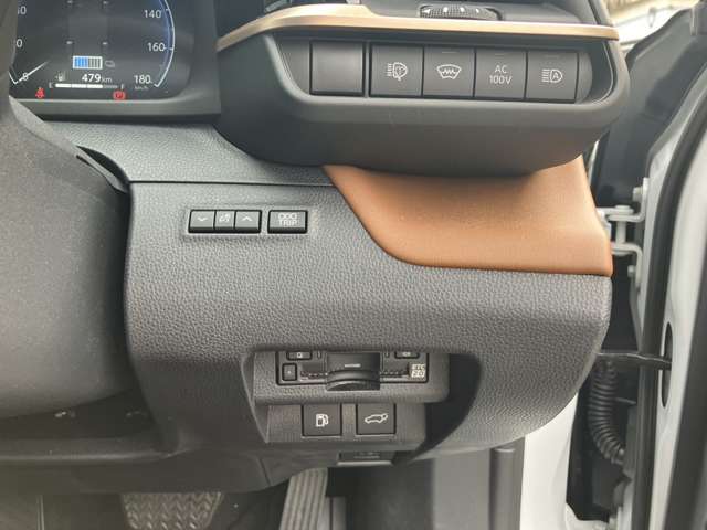 トヨタ クラウンエステート　ハイブリッド ２．５ Ｚ Ｅ－ＦＯＵＲ ４ＷＤ R7年 () 99
