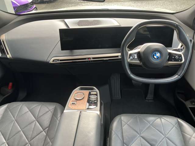 ＢＭＷ ｉＸ Ｘドライブ４０ ４ＷＤ R4年 () 99