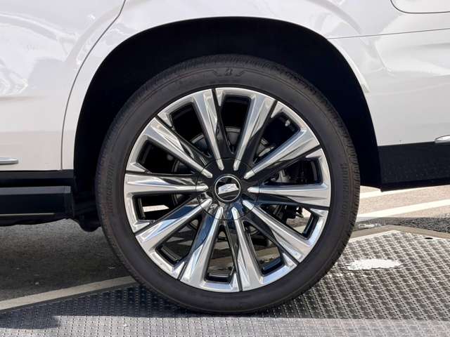 キャデラック エスカレード プラチナム ４ＷＤ R7年 () 99