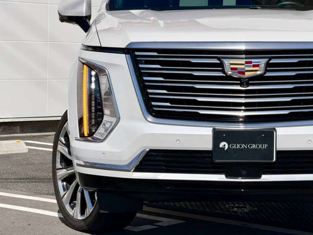 キャデラック エスカレード プラチナム ４ＷＤ R7年 () 99