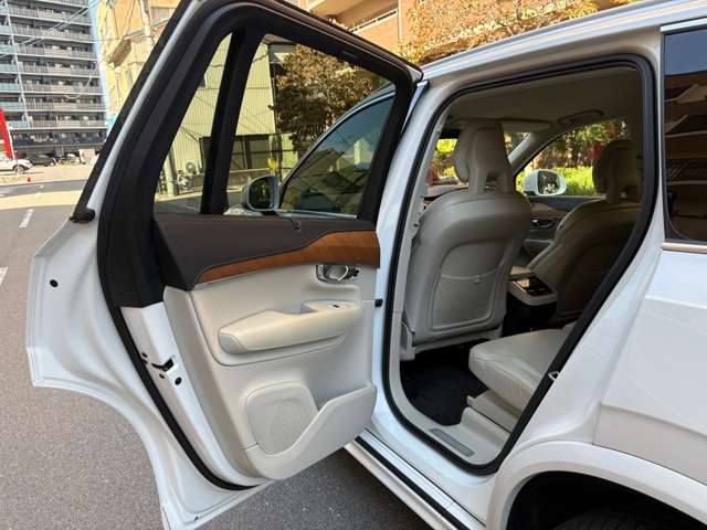 ボルボ ＸＣ９０ Ｄ５ ＡＷＤ インスクリプション ディーゼルターボ ４ＷＤ R2年 (近畿) 99
