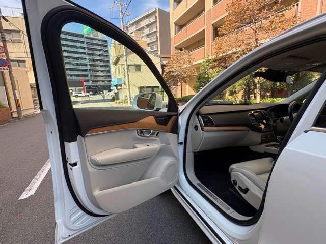 ボルボ ＸＣ９０ Ｄ５ ＡＷＤ インスクリプション ディーゼルターボ ４ＷＤ R2年 (近畿) 99