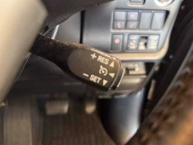 トヨタ ヴォクシー ２．０ ＺＳ 煌ＩＩ R2年 () 99