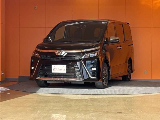 トヨタ ヴォクシー ２．０ ＺＳ 煌ＩＩ R2年 () 99