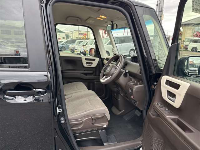 ホンダ Ｎ　ＢＯＸ ６６０ Ｌ R5年 () 99