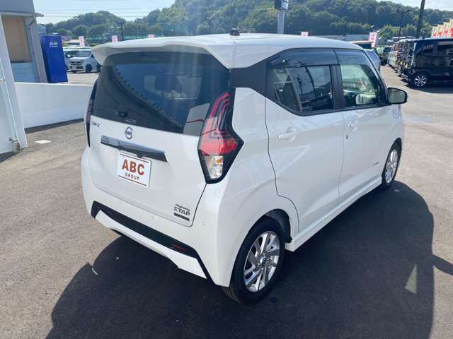日産 デイズ ６６０ ハイウェイスターＸ R4年 () 99