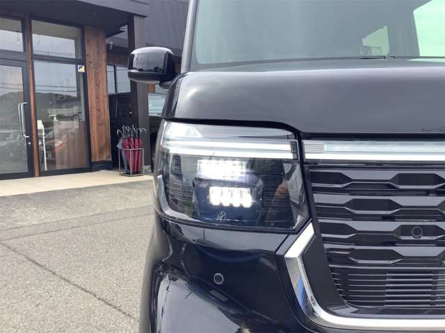 ホンダ Ｎ　ＢＯＸ カスタム ６６０ ターボ R8年 (四国) 99