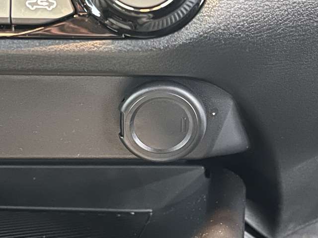 日産 ノート １．２ Ｘ R3年 () 99