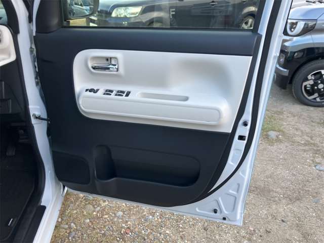 ダイハツ ムーヴ　キャンバス ６６０ ストライプス Ｇ R7年 (東海) 99