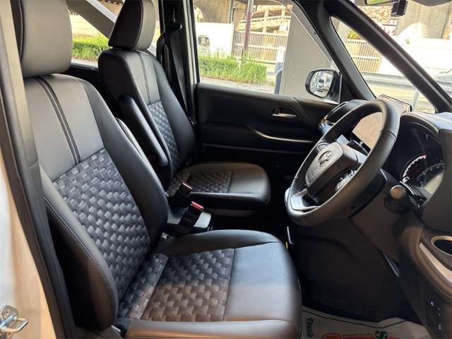 トヨタ ヴォクシー ２．０ Ｓ－Ｚ R8年 () 99
