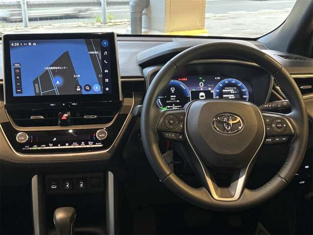 トヨタ カローラクロス　ハイブリッド １．８ ハイブリッド Ｚ R7年 () 99