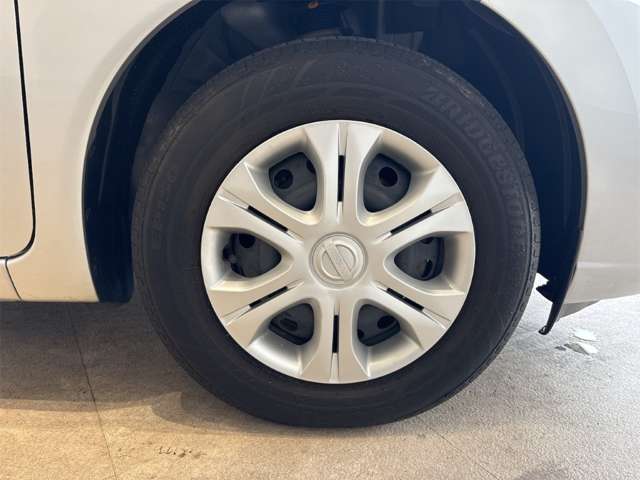 日産 ノート １．２ Ｘ H30年 (近畿) 99