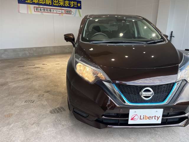 日産 ノート １．２ Ｅ－ＰＯＷＥＲ Ｘ H29年 (近畿) 99