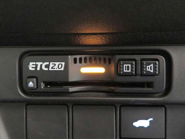 ホンダ ＺＲ－Ｖ ２．０ Ｅ：ＨＥＶ Ｚ R6年 () 99