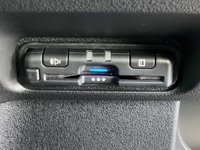 ホンダ Ｎ　ＢＯＸ カスタム ６６０ ターボ コーディネートスタイル ２トーン R8年 () 99