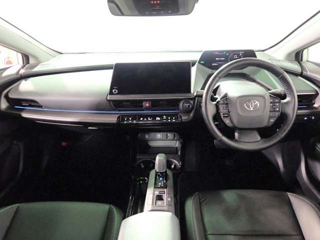 トヨタ プリウス ２．０ Ｚ R5年 (近畿) 99