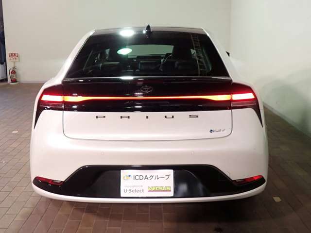 トヨタ プリウス ２．０ Ｚ R5年 (近畿) 99