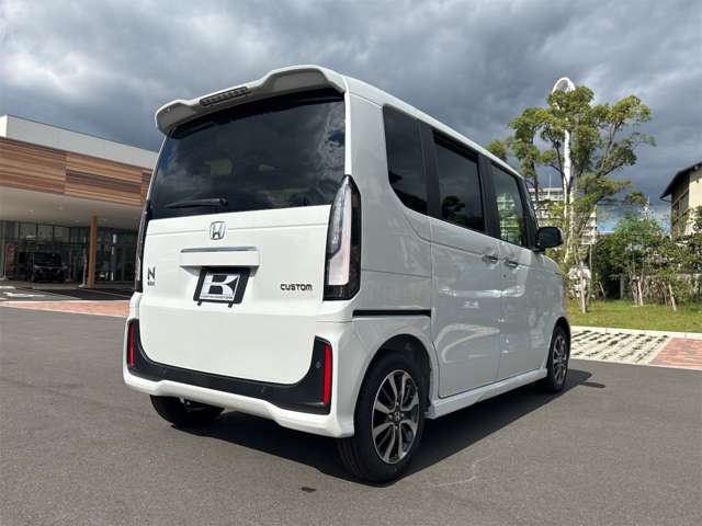 ホンダ Ｎ　ＢＯＸ カスタム ６６０ R8年 () 99