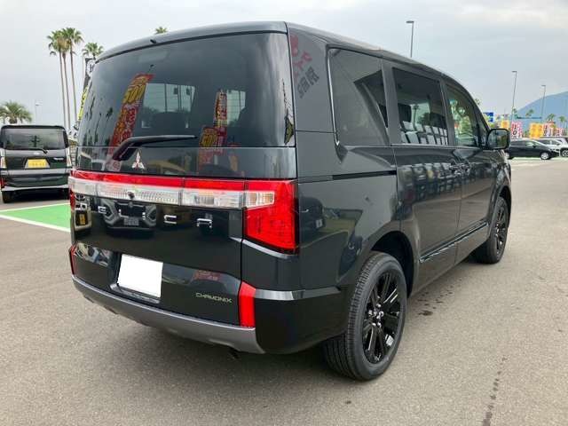 三菱 デリカ　Ｄ：５ ２．２ シャモニー 電動サイドステップ装着車 ディーゼルターボ ４ＷＤ R7年 (九州・沖縄) 99
