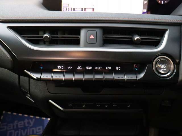 レクサス ＵＸ２００ バージョンＣ H30年 () 99