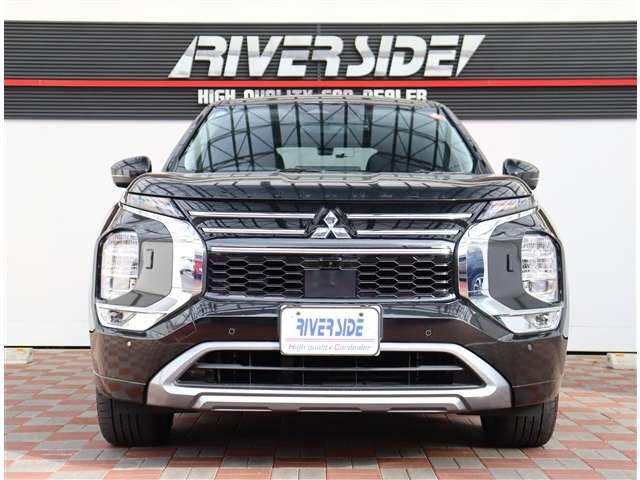 三菱 アウトランダーＰＨＥＶ ＰＨＥＶ ２．４ Ｐ ４ＷＤ R6年 (関東) 99