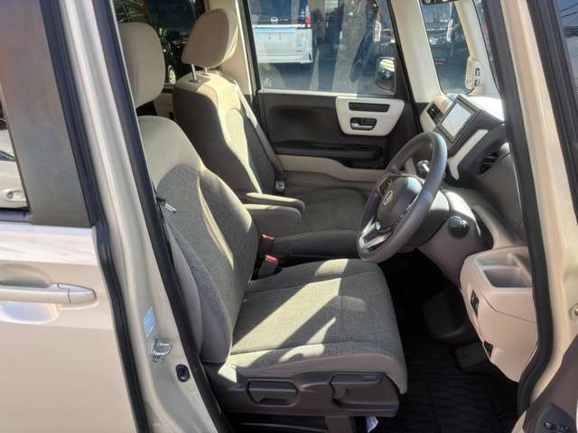 ホンダ Ｎ　ＢＯＸ ６６０ Ｇ ＥＸ ホンダセンシング H29年 (東海) 99