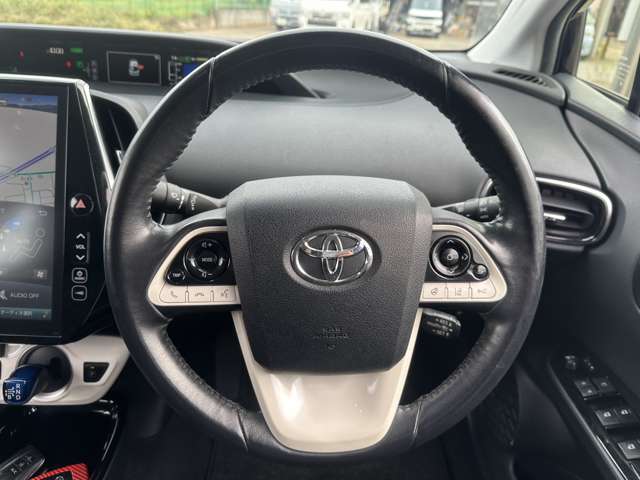 トヨタ プリウスＰＨＶ １．８ Ｓ ナビパッケージ H29年 (関東) 99