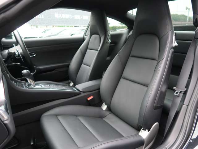 ポルシェ ９１１ カレラ４ ブラックエディション ＰＤＫ H27年 () 99