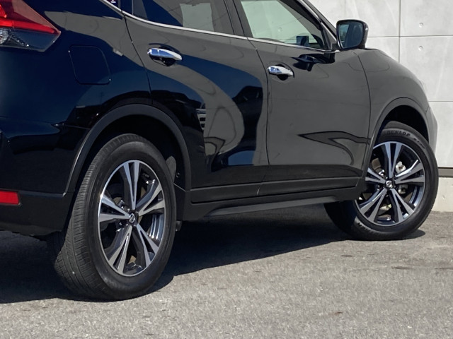 日産 エクストレイル ２．０ ２０ＸＩ ２列車 ４ＷＤ R1年 () 99