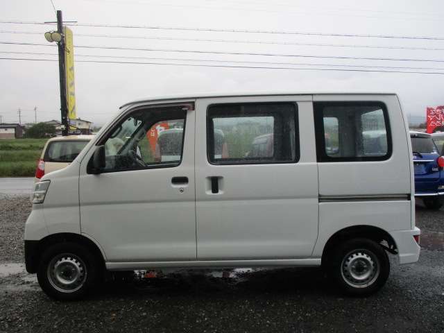ダイハツ ハイゼットカーゴ ６６０ スペシャルクリーン ４ＷＤ R2年 () 99