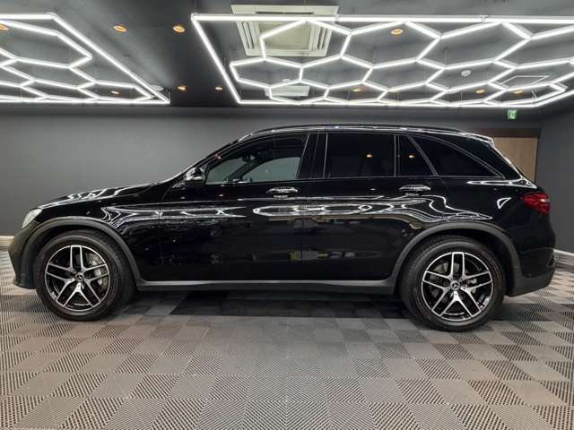 メルセデスベンツ ＧＬＣクラス ２２０ Ｄ ４マチック ローレウス エディション ディーゼルターボ ４ＷＤ R1年 () 99